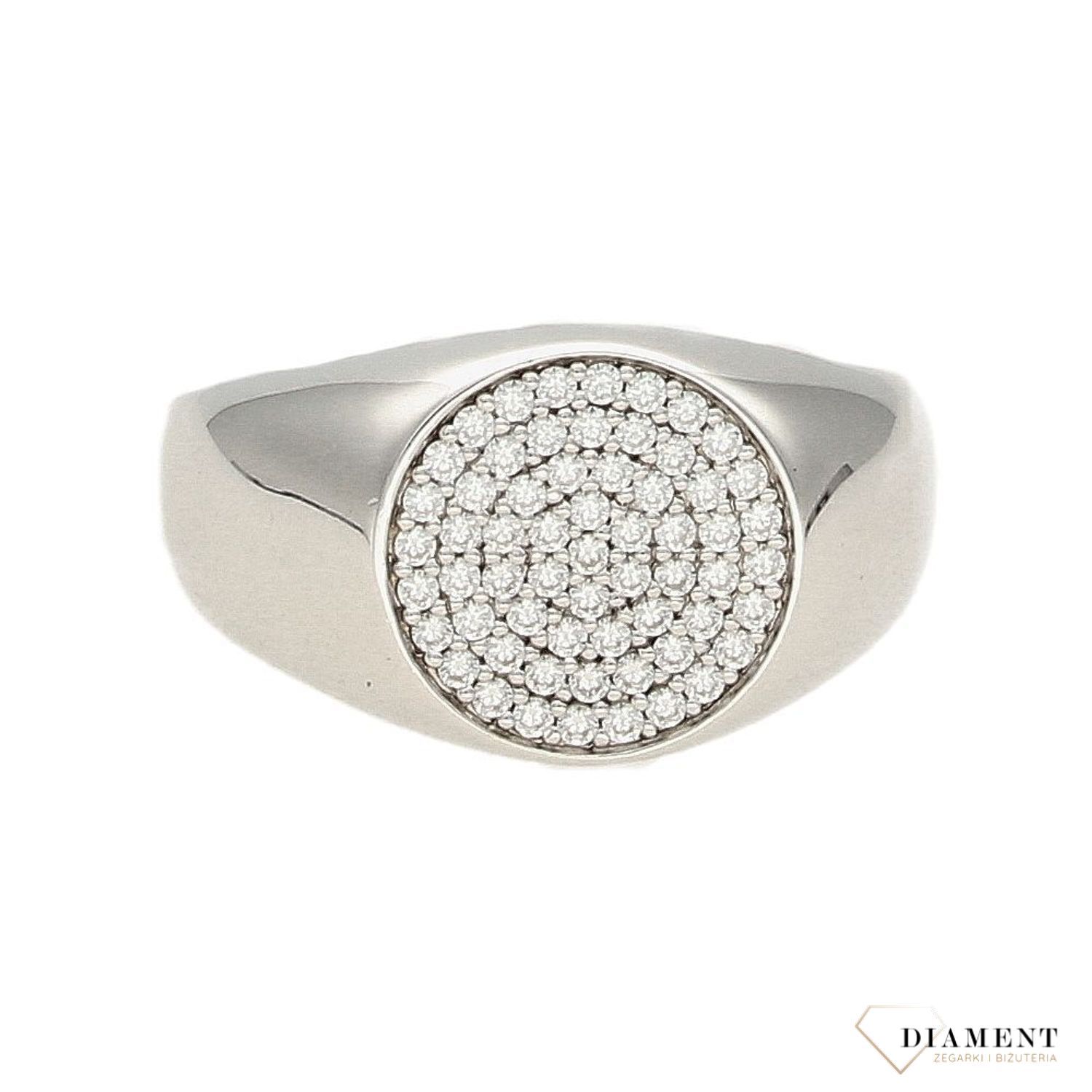 Sygnet damski srebrny z cyrkoniami Dall'Acqua. Srebrny pierścionek o prostym splocie, który jest perfekcyjnym połączeniem efektownej stylistyki i delikatności..jpg